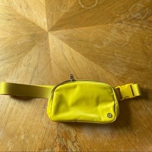 Lulu Fanny Pack😊